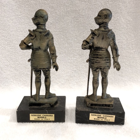Vintage Genuine Italian Carrara Marble Medieval Knight Statues Depose Italy 1973 - Picture 4 of 6